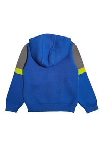 Felpa blu lavorata a maglia con superficie testurizzata. Presenta maniche grigie e una striscia di accentuazione gialla. Include un cappuccio con cordoncino e polsini a coste.