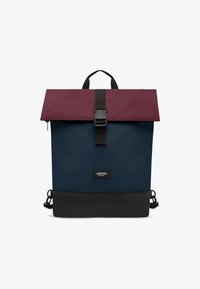 Unselected, blue berry