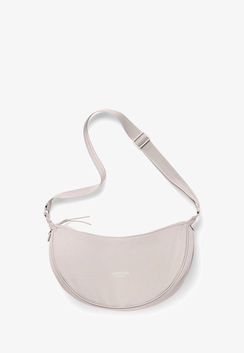 LARKSON Halve Maan Tas Dames en Heren Lichtblauw - Solveig Medium - Half Moon Crossbody Bag - Vrouwen Sling Schoudertas in Halve Maan Vorm - Uniseks Halfronde Tas met Verstelbare Riem LARKSON Halve Maan Tas Dames en Heren Lichtblauw - Solveig Medium - Half Moon Crossbody Bag - Vrouwen Sling Schoudertas in Halve Maan Vorm - Uniseks Halfronde Tas met Verstelbare Riem