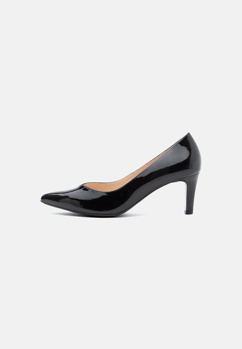 Escarpin en cuir verni noir à talon haut avec un bout pointu, finition lisse et un talon aiguille de 3 pouces. Design minimaliste sans ornements.