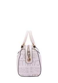 Borsa bianca con hardware dorato, caratterizzata da una chiusura con zip e manici doppi. La superficie presenta un motivo logo ripetuto in beige.