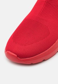 Pier One UNISEX - Høye joggesko - red