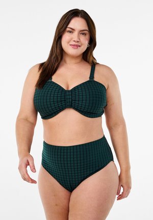Zelený kostkovaný bikini set obsahující žebrovaný top s kosticemi a nastavitelnými ramínky a vysoké spodní díly, oba vyrobené z texturované tkaniny.