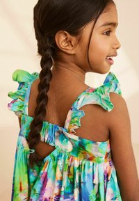 Next PRINTED TIERED - REGULAR FIT - Denné šaty - bright print