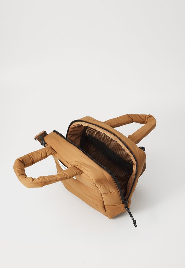 RECYCLE BOXY BAG - Handbag - toasted coconut3