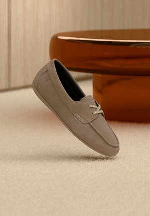 HUGO MYSTIE - Chaussures bateau - light/pastel brown