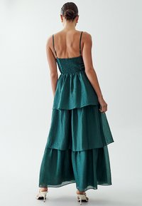 THE FATED NOA TIERED  - Maxi šaty - emerald