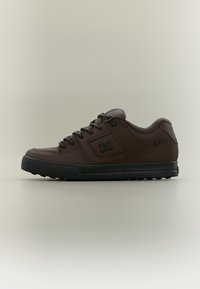 Επιλέχθηκε, brown/black
