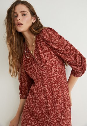 Day dress - red