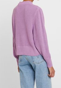 Monki Sweter