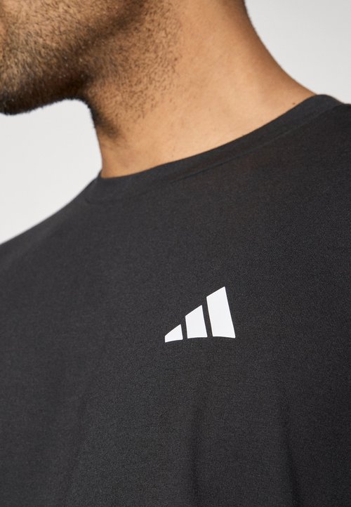 adidas Funktionsshirt 'WE' — foto 6