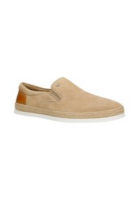 Beiger lässiger Slipper mit Wildleder-Obermaterial, geflochtenem Zwischensohlenbesatz, weißer Gummisohle und braunem Lederdetail an der Ferse.