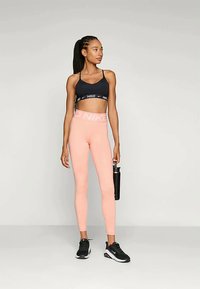 Nike Performance PRO SCULPT 7/8 - Tajice - apricot agate/white