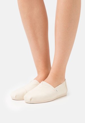 TOMS, Chaussons - beige
