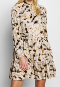 mbyM Vestido informal - beige