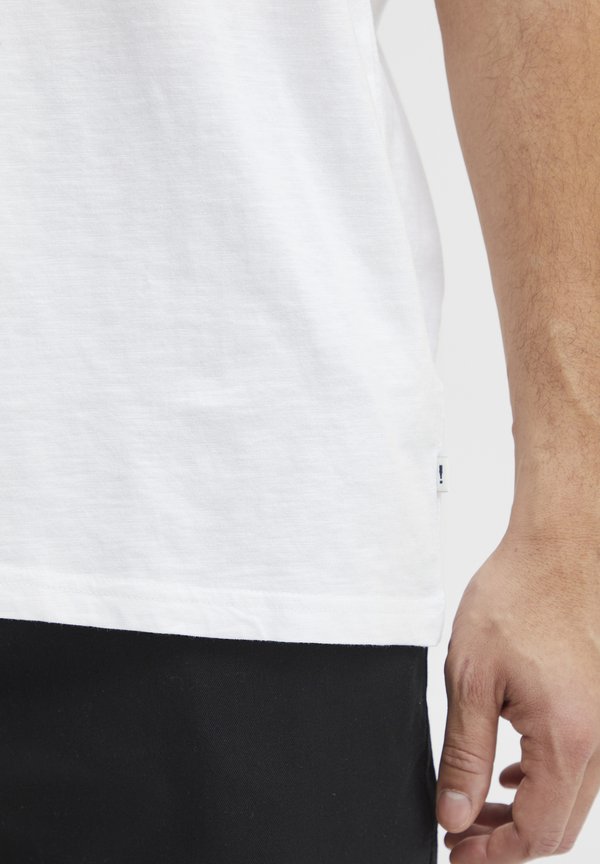 SDFINLEE - Print T-shirt2