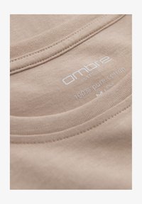 Unausgewählt, beige