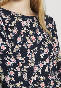 VILA Blus - dark blue