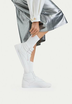 Reebok, - Obuwie do biegania Turystyka