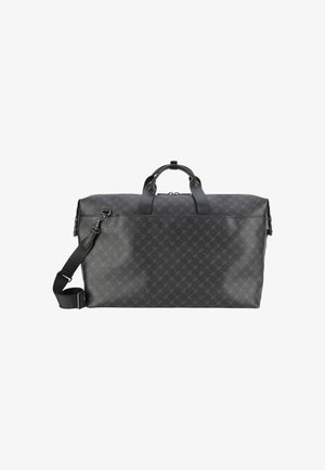 Stor sort duffelbag med subtilt gentagende mønster, to korte håndtag og en aftagelig justerbar skulderrem.