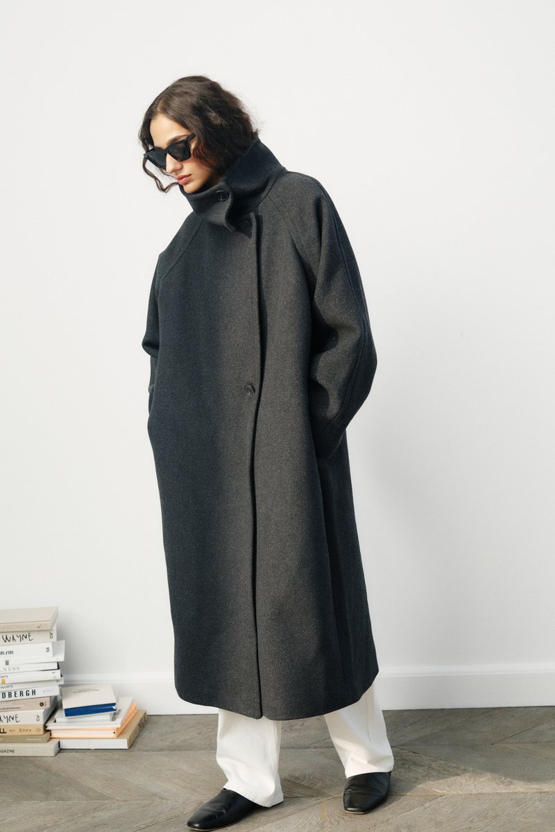 Manteau en laine mélangée déperlante, col de chemise, jusqu'au 8 XL, anthracite | Ulla Popken