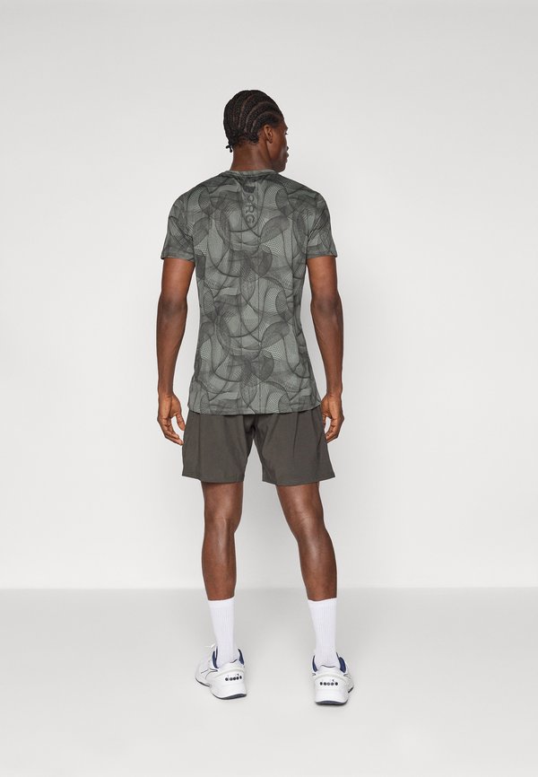 ACE PRO SHORTS - Sports shorts - peat3