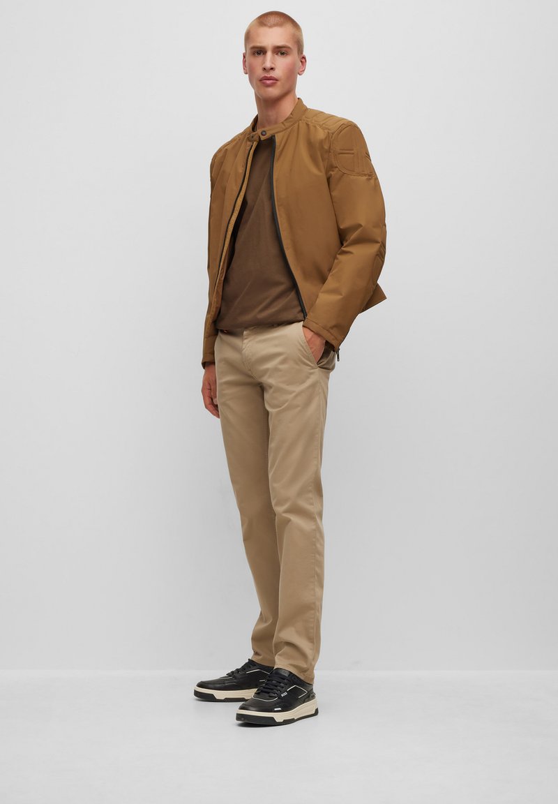 Hombre Pantalones BOSS Chino-Shyne Beige Claro, Talla 31W/32L