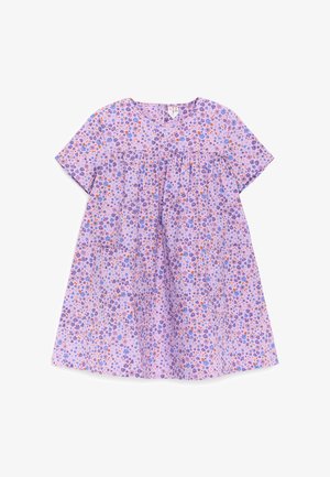 Robe lilas à manches courtes, col rond, taille froncée, grandes poches devant et petit motif floral violet, bleu et orange.