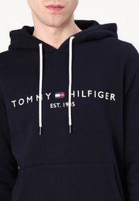 Tommy Hilfiger Felpa con cappuccio - dark blue