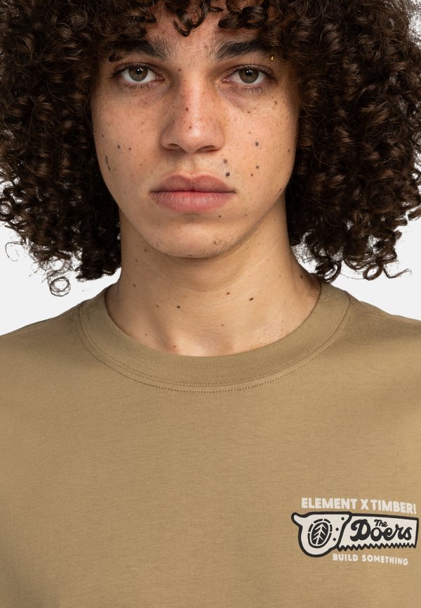 TIMBER ICON SS - Print T-shirt - kha4