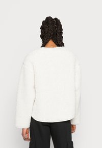 Weekday ALINA PILE JACKET - Casaco de inverno - beige