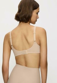 Triumph DOREEN beżowy