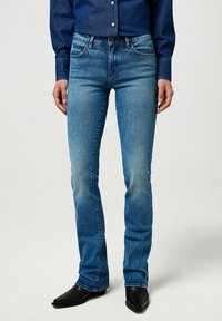 Wrangler Bootcut-farkut - rustler wash