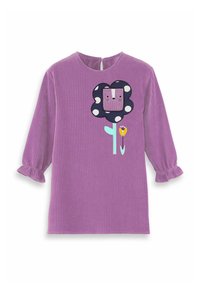 Paarse corduroy jurk met lange, gerimpelde mouwen. Heeft een decoratieve bloem patch met stippen en kleurrijke details aan de voorkant.