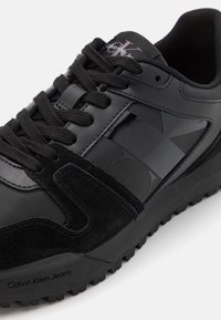Calvin Klein Jeans TOOTHY RUN LACEUP  - Sneakers basse - triple black