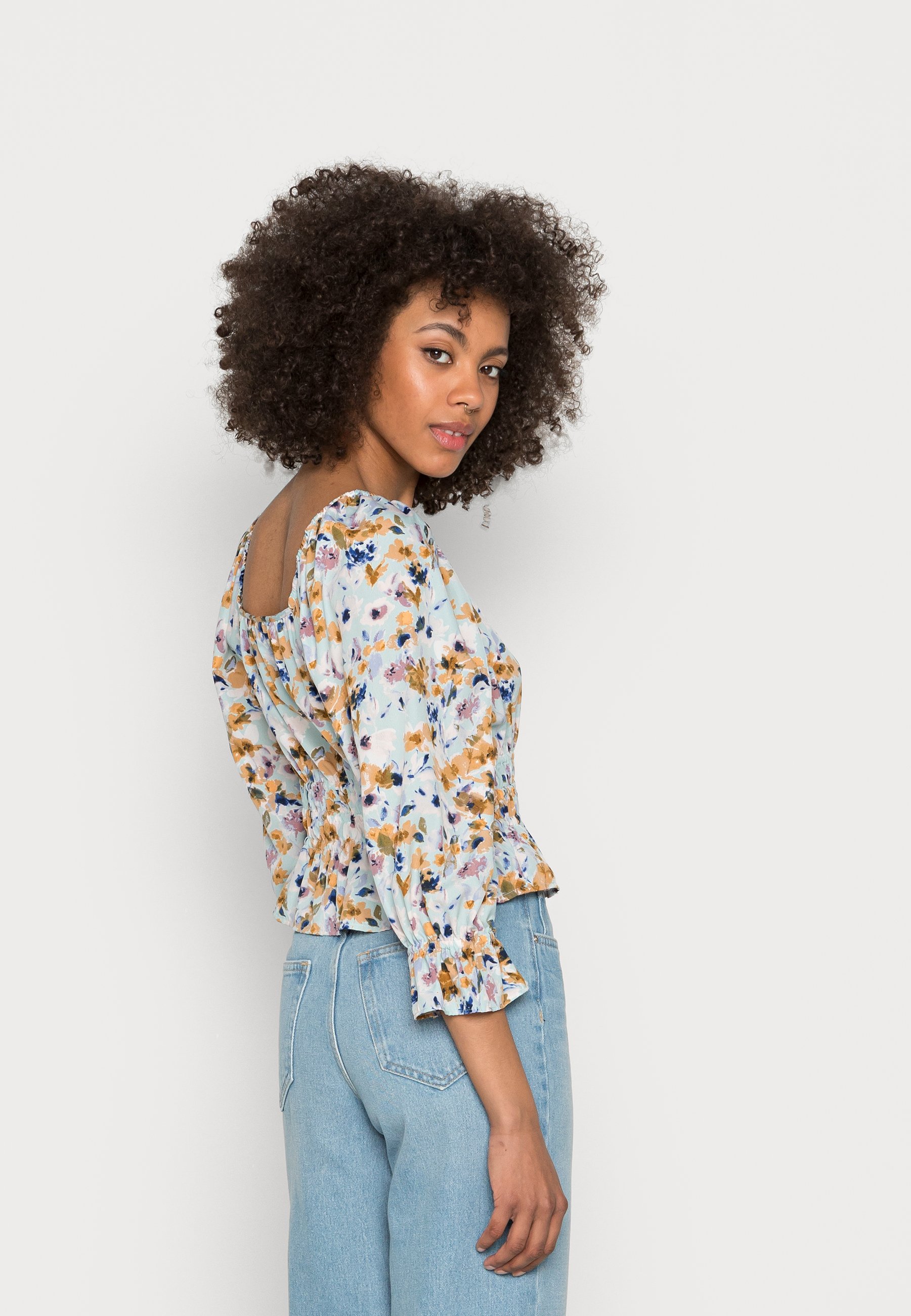 Vero Moda VMHENNA SMOCK CROP TOP 