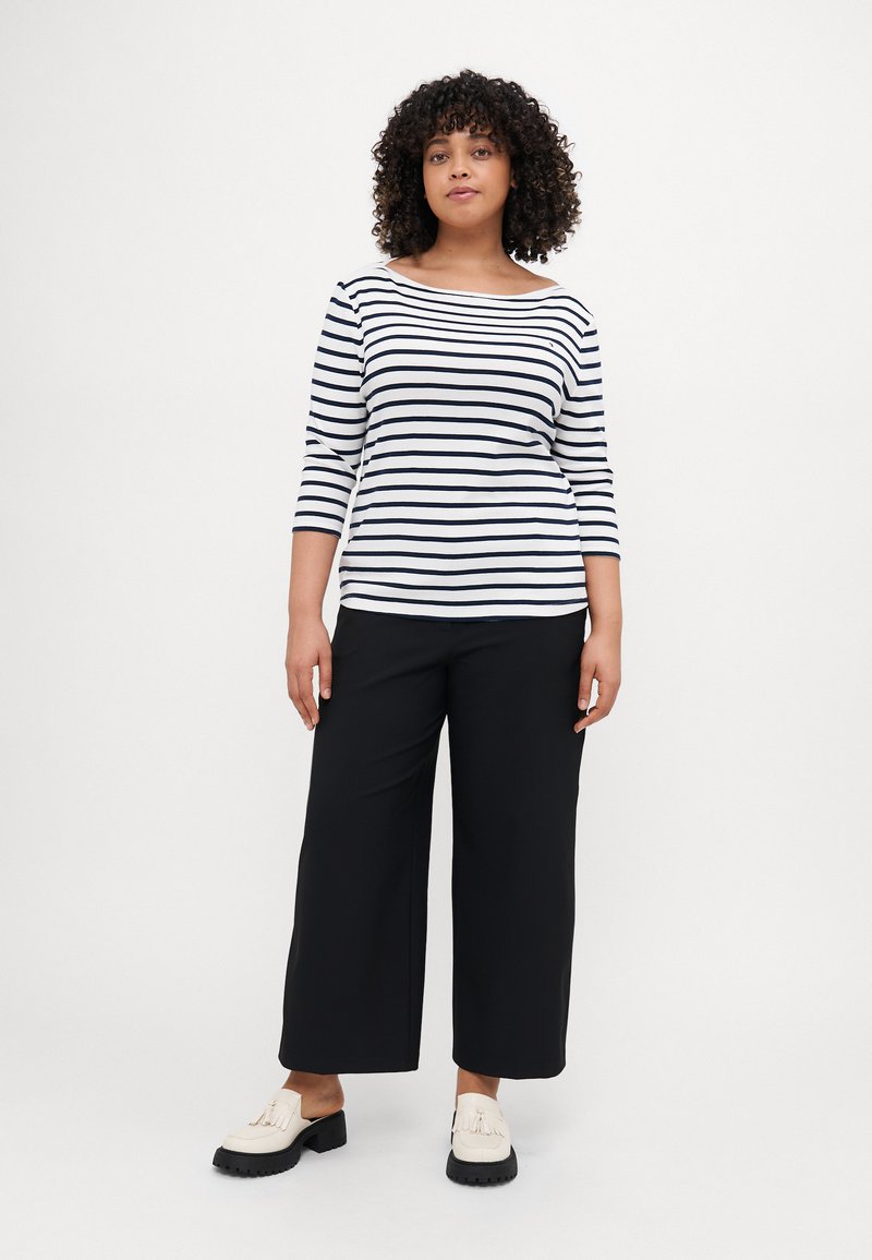 Tommy Hilfiger Curve WIDE CROP - Kalhoty - black