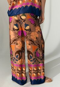 Next Nohavice - brown floral print