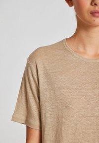 GAI+LISVA NYNNE TEE  - Basic póló - chinchilla