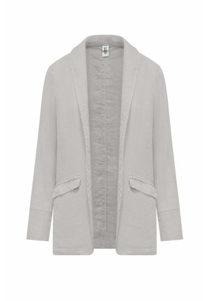 Jasnoszary żakiet z otwartym przodem, długimi rękawami i dwoma przednimi kieszeniami z klapami, wykonany z teksturowanej tkaniny.