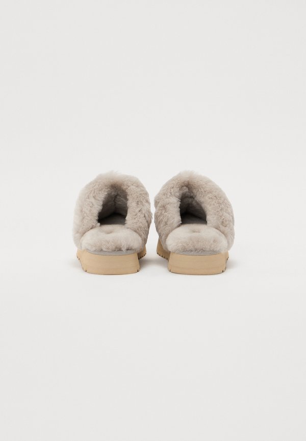 DISQUETTE - Slippers2