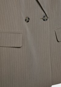Thumbnail-Bild 6