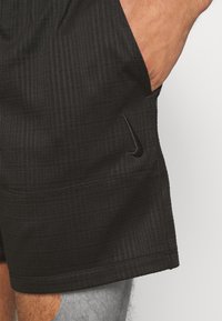 Nike Performance M NY DF STMT 7UL - Short de sport - black/black