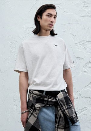 PREMIUM ESSENTIAL TEE - Osnovna majica kratkih rukava - off white