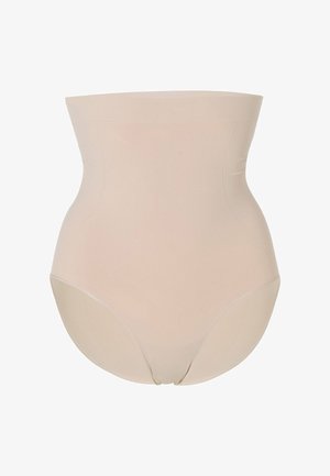 Shapewear beige con vita alta, texture liscia e design senza cuciture. Presenta uno stile di copertura modesta per il retro.