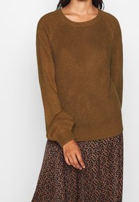 VILA Strickpullover - brown