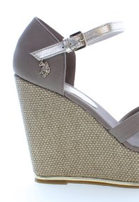 U.S. Polo Assn. Sandály na vysokém podpatku - taupe/gold