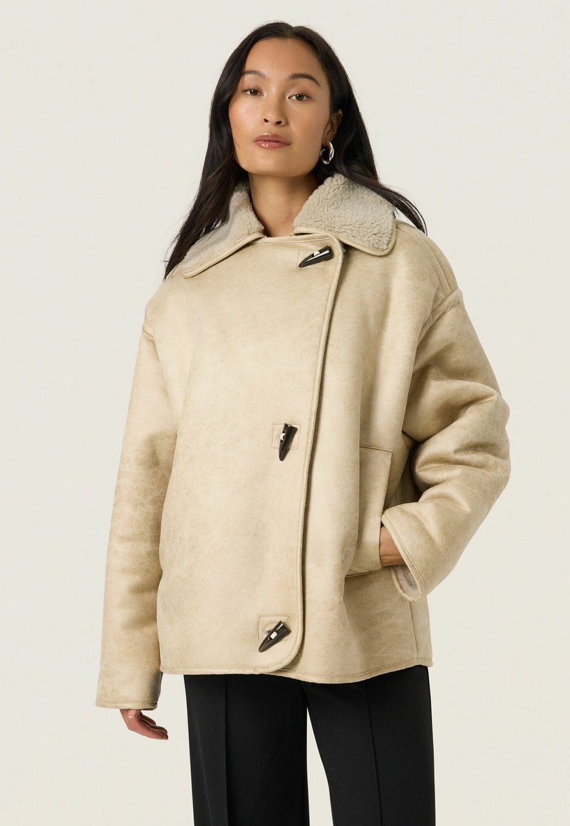 Soaked in Luxury EVANNAH - Giacca in similpelle - ancient scroll