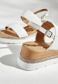 Next FOREVER COMFORTÂ® LEATHER SPORT BLING WEDGES - Sandales compensées - white