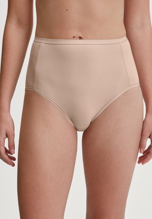 Beige high-waisted ondergoed van een gladde stof, met een naadloos ontwerp en een zachte, elastische tailleband voor comfort.